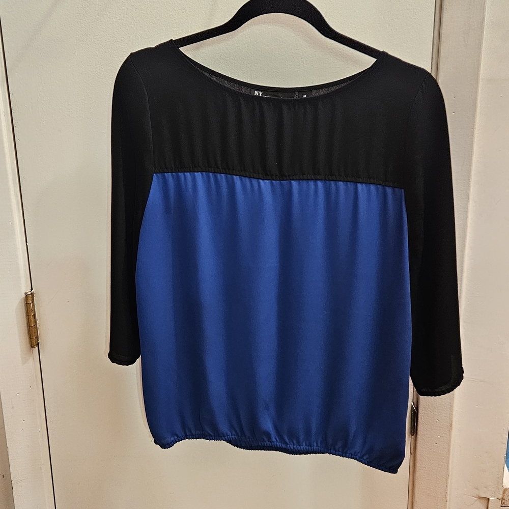 New York & Company Black and Blue 3/4 Sleeve Blouse